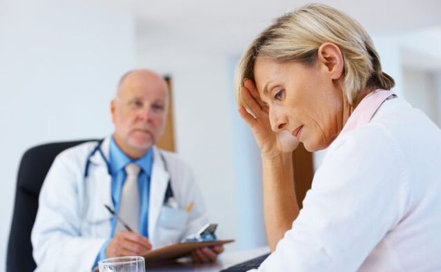 A woman with symptoms of anogenital warts at the doctor's appointment